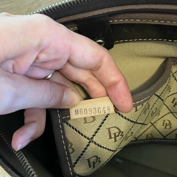 Vintage Dooney and Bourke brown canvas and leather purse - Picture 6 of 10